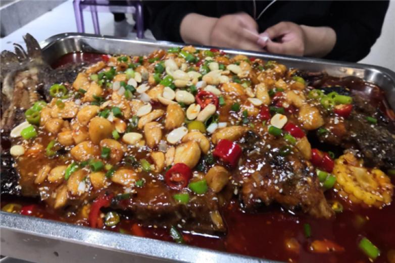 紫渝江南古法烤全鱼